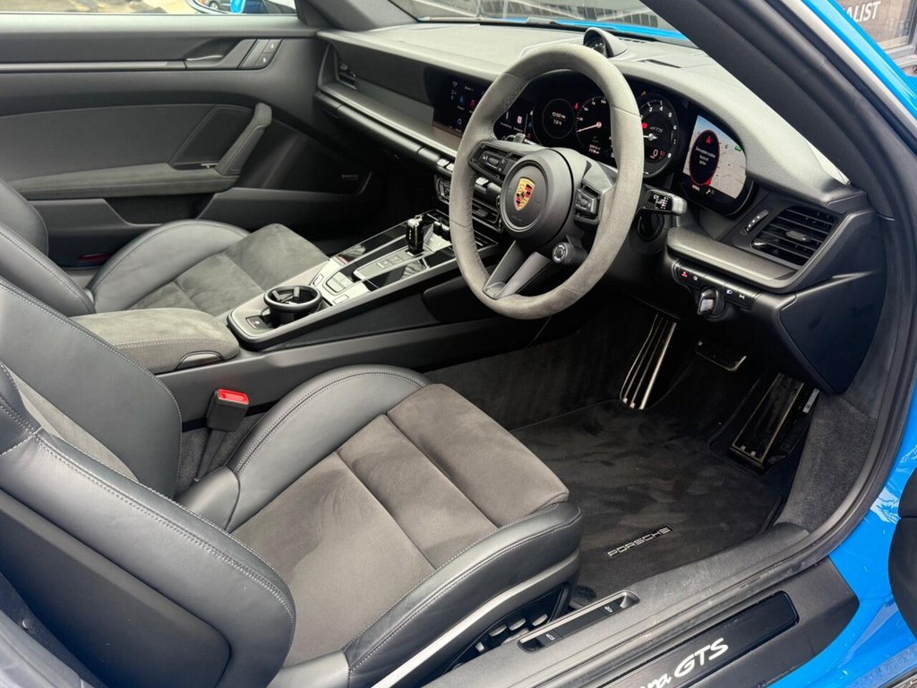 Used Porsche 911 2024 for sale - 77384165: Photo 20