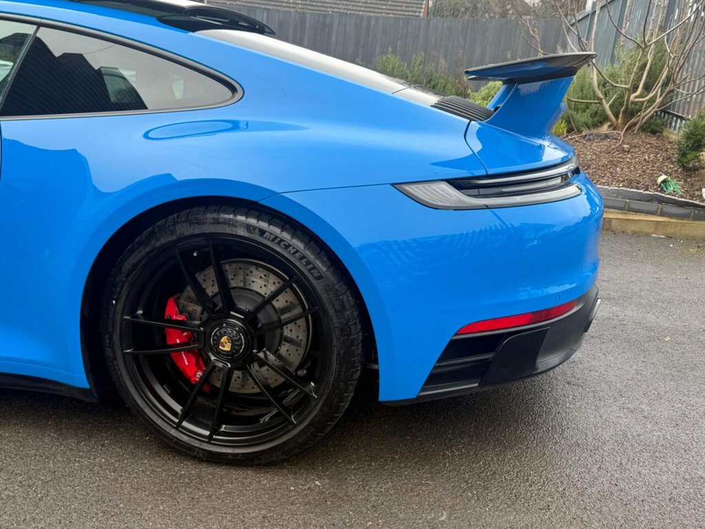 Used Porsche 911 2024 for sale - 77384165: Photo 6