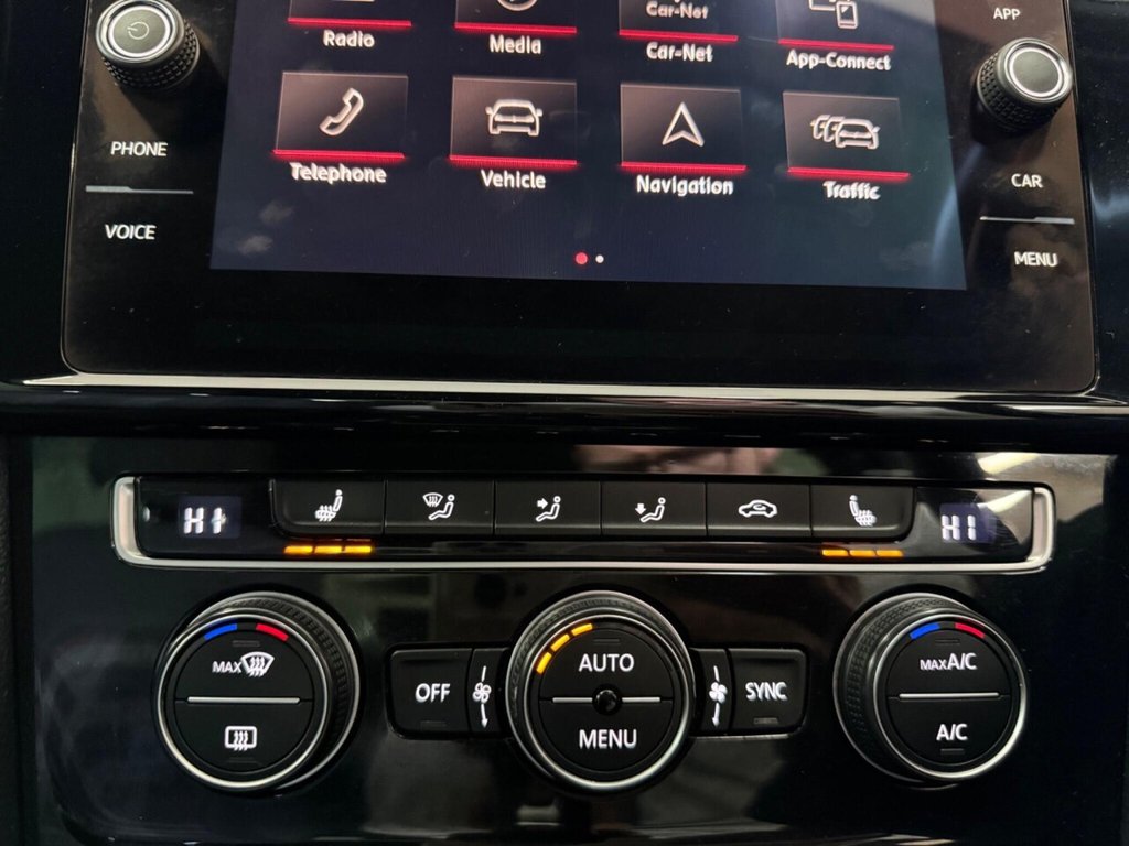 Used Volkswagen Golf 2017 for sale - 77356472: Photo 19