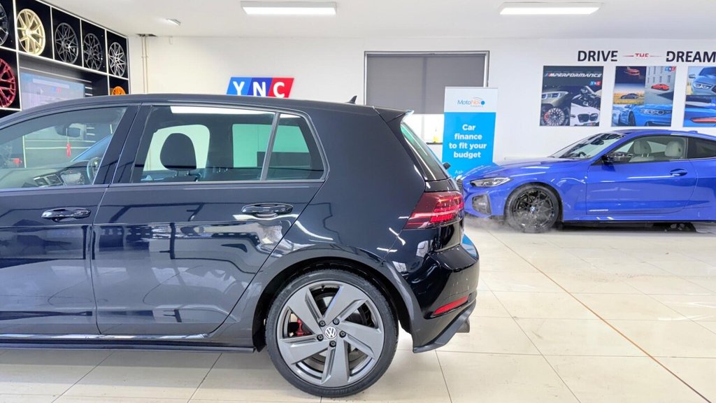 Used Volkswagen Golf 2017 for sale - 77356472: Photo 37