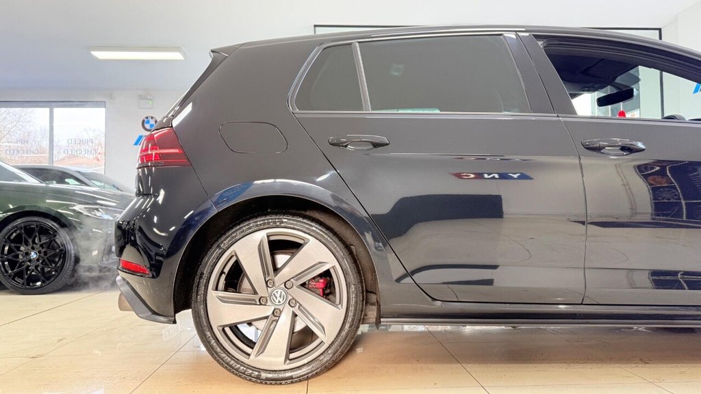 Used Volkswagen Golf 2017 for sale - 77356472: Photo 40