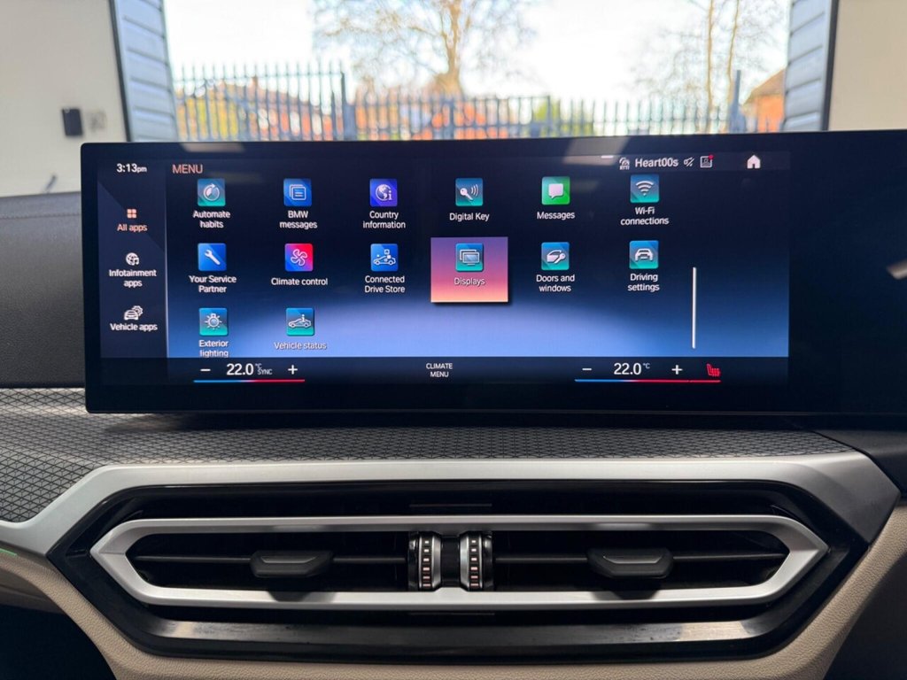 Used BMW i4 2022 for sale - 76570105: Photo 30