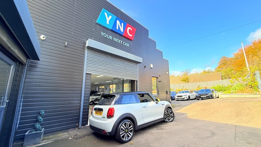 Used MINI Hatch 2022 for sale - 76396260: Photo 3