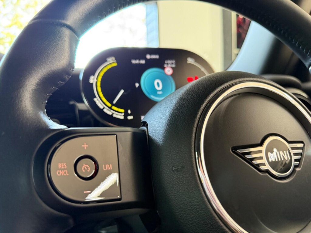 Used MINI Hatch 2022 for sale - 76396260: Photo 32