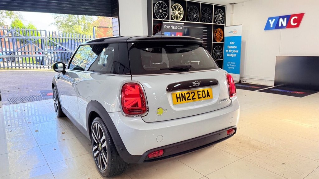 Used MINI Hatch 2022 for sale - 76396260: Photo 42