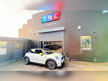 Used MINI Hatch 2022 for sale - 76396260: Photo