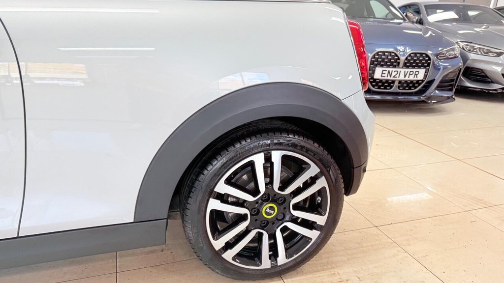 Used MINI Hatch 2022 for sale - 76396260: Photo 9