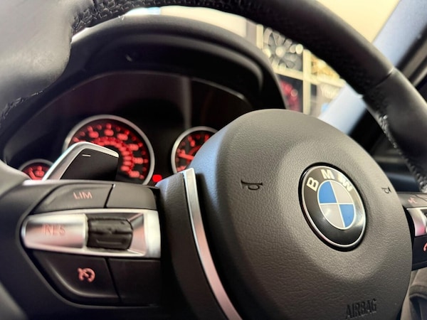 Used BMW 3 Series 2017 for sale - 76210303: Photo 25