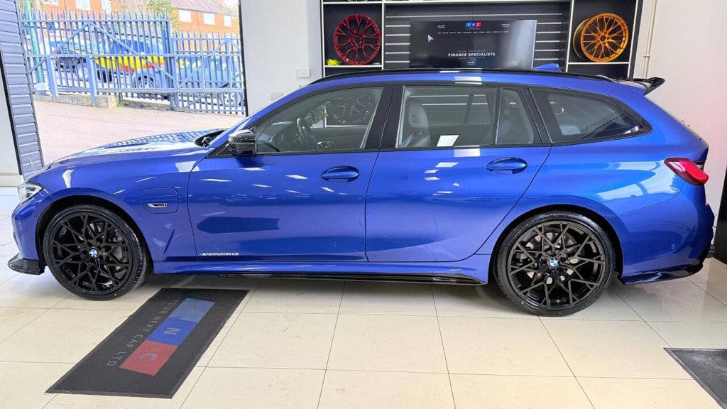 Used BMW 3 Series 2022 for sale - 78110763: Photo 32