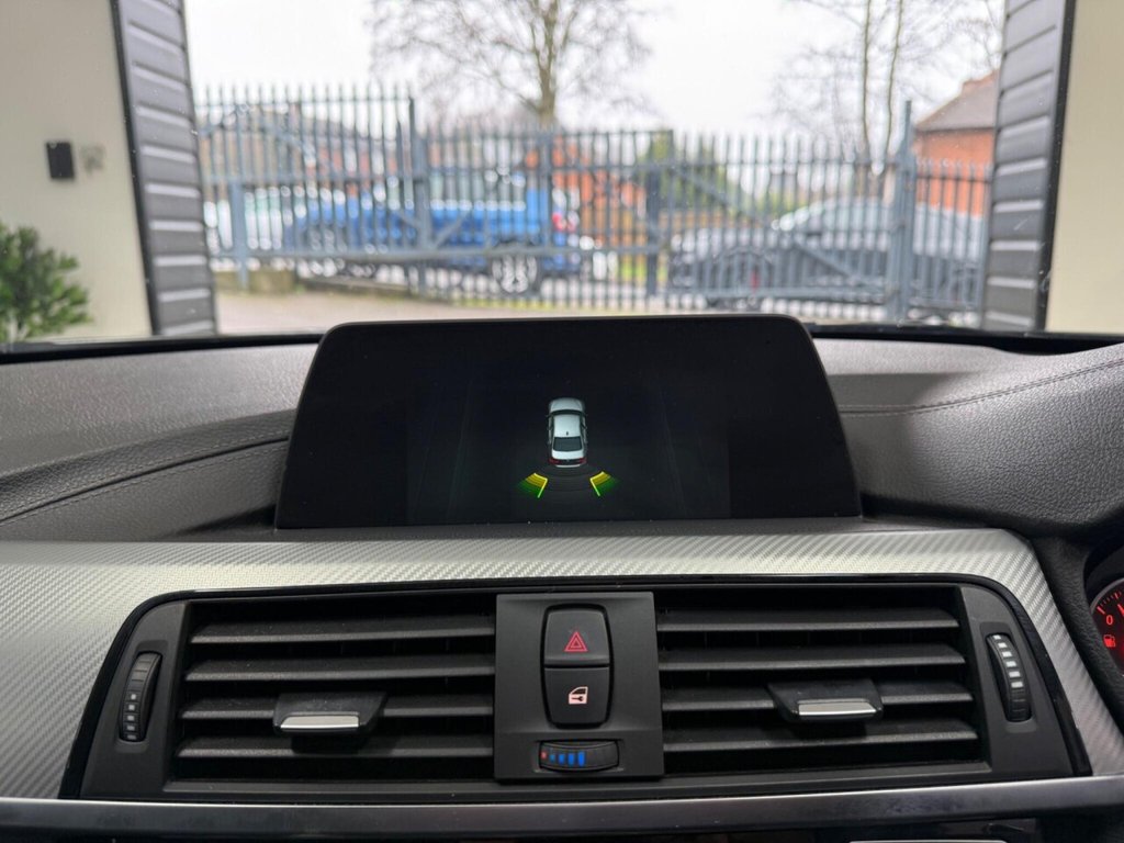 Used BMW 3 Series 2018 for sale - 77437000: Photo 14