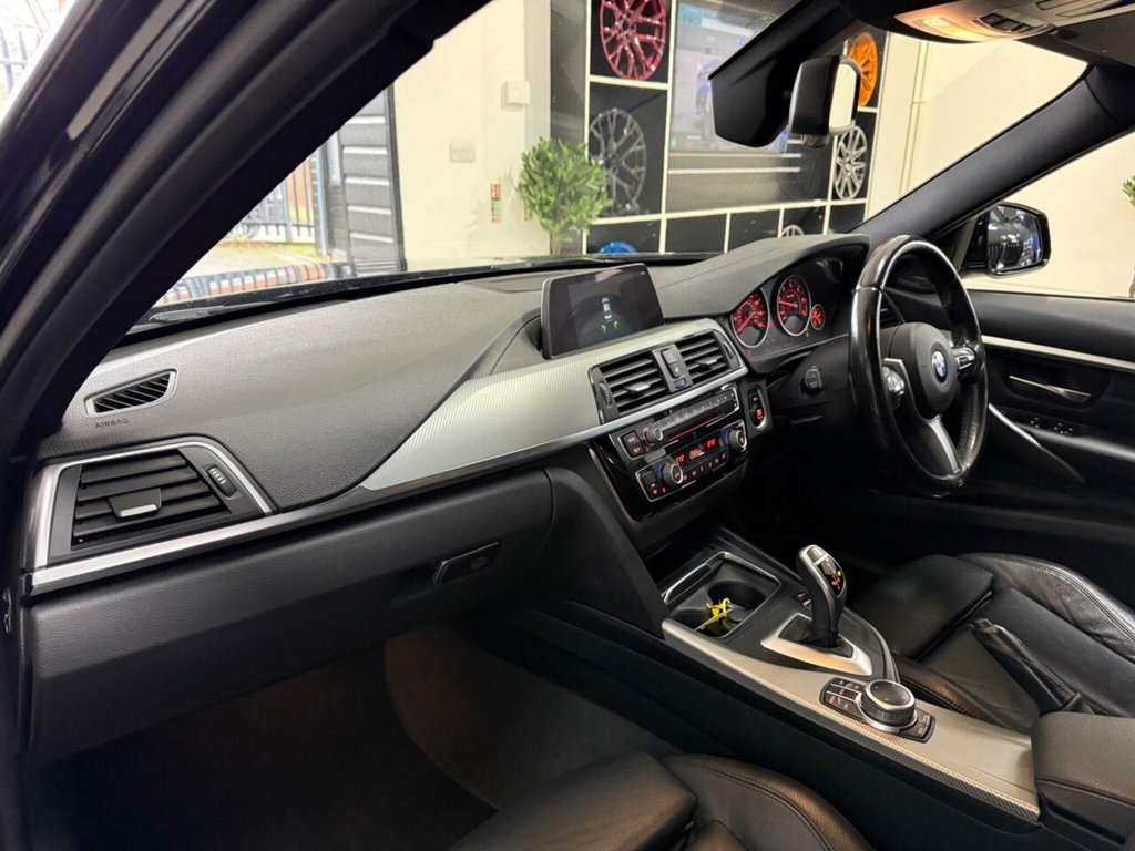 Used BMW 3 Series 2018 for sale - 77437000: Photo 28