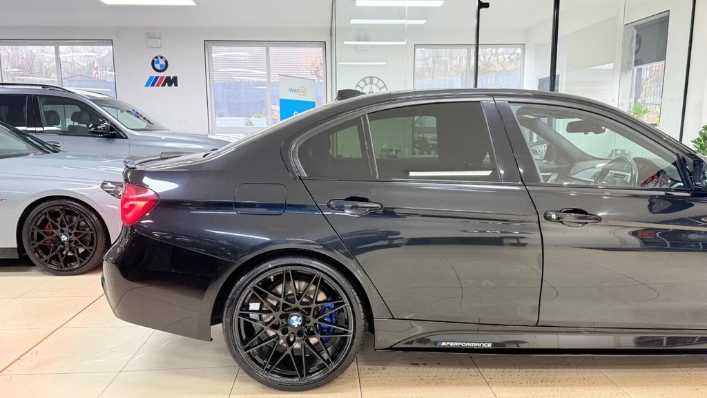 Used BMW 3 Series 2018 for sale - 77437000: Photo 34