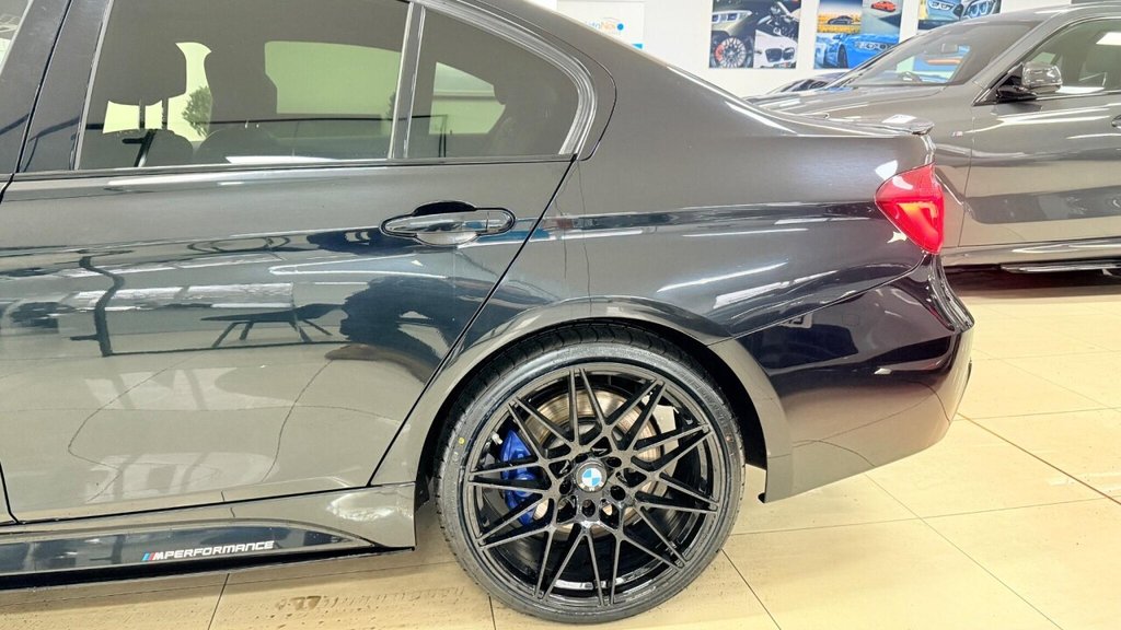 Used BMW 3 Series 2018 for sale - 77437000: Photo 9