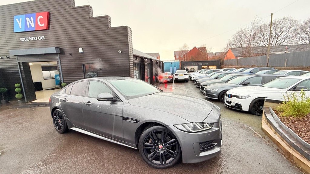 Used Jaguar XE 2018 for sale - 77571945: Photo 1