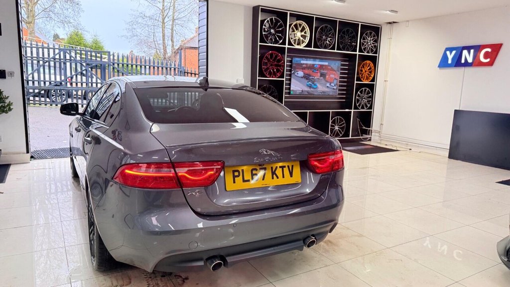 Used Jaguar XE 2018 for sale - 77571945: Photo 10
