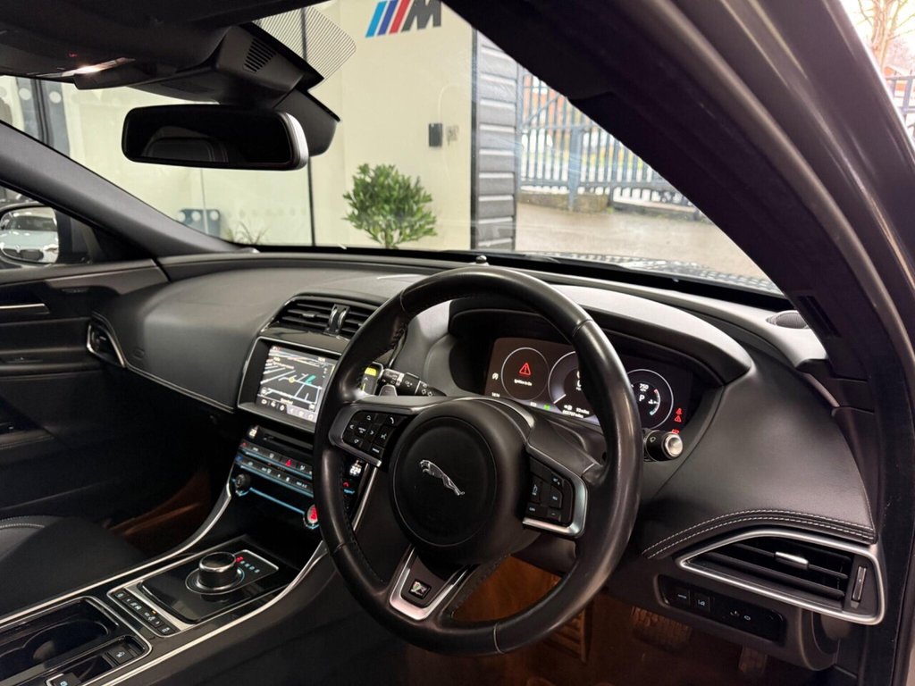 Used Jaguar XE 2018 for sale - 77571945: Photo 34