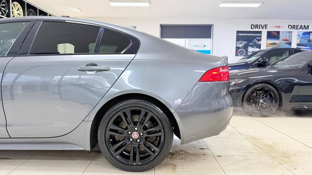 Used Jaguar XE 2018 for sale - 77571945: Photo 9