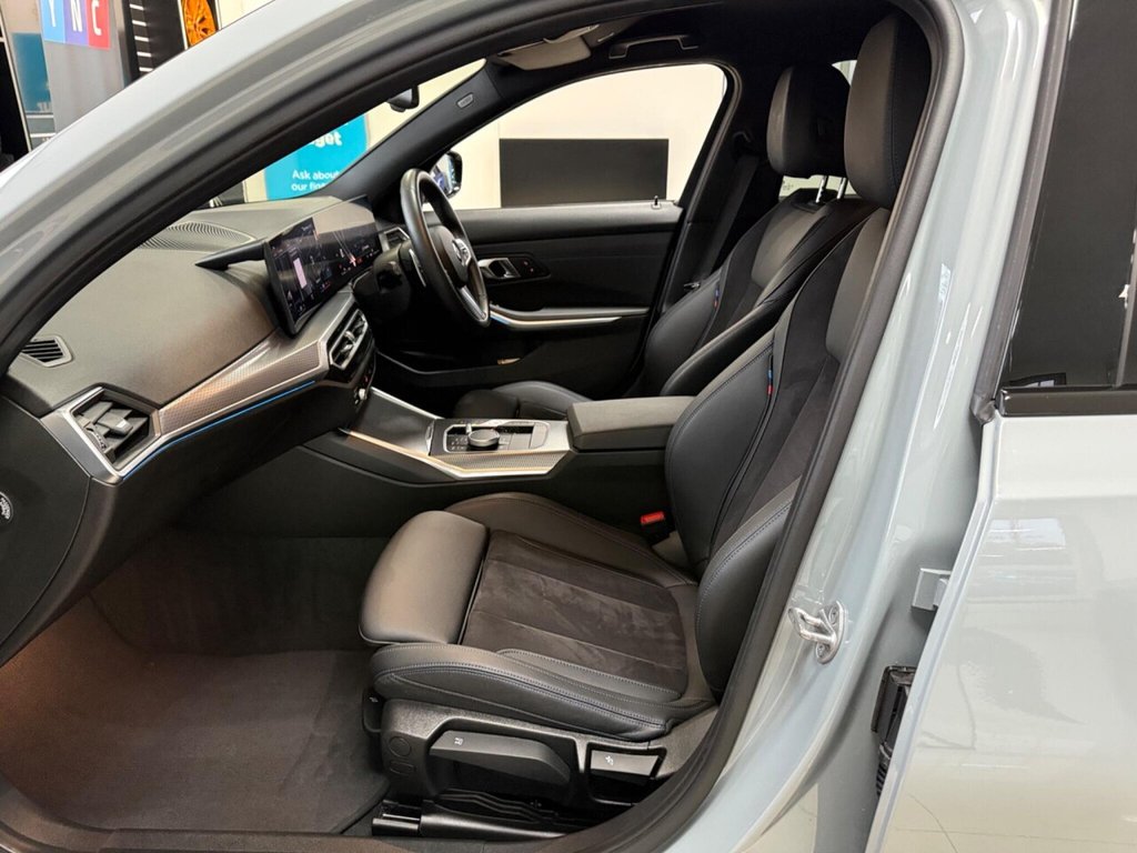 Used BMW 3 Series 2024 for sale - 76724991: Photo 40