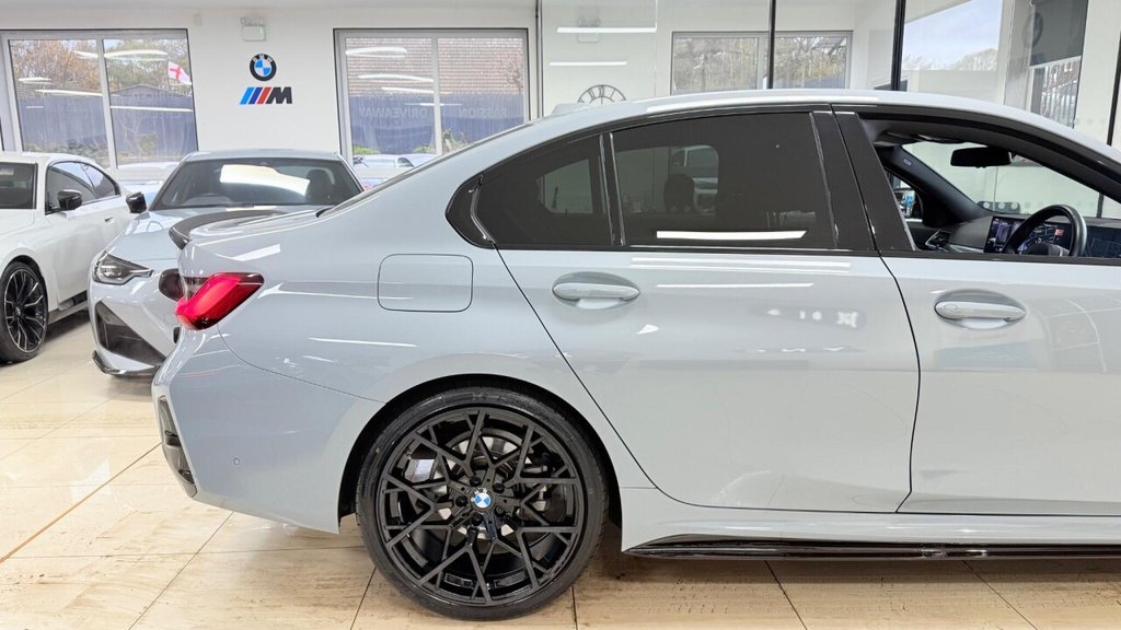 Used BMW 3 Series 2024 for sale - 76724991: Photo 47