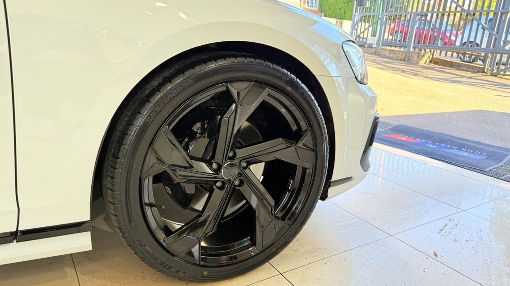 Used Audi A8 2023 for sale - 76010156: Photo 18