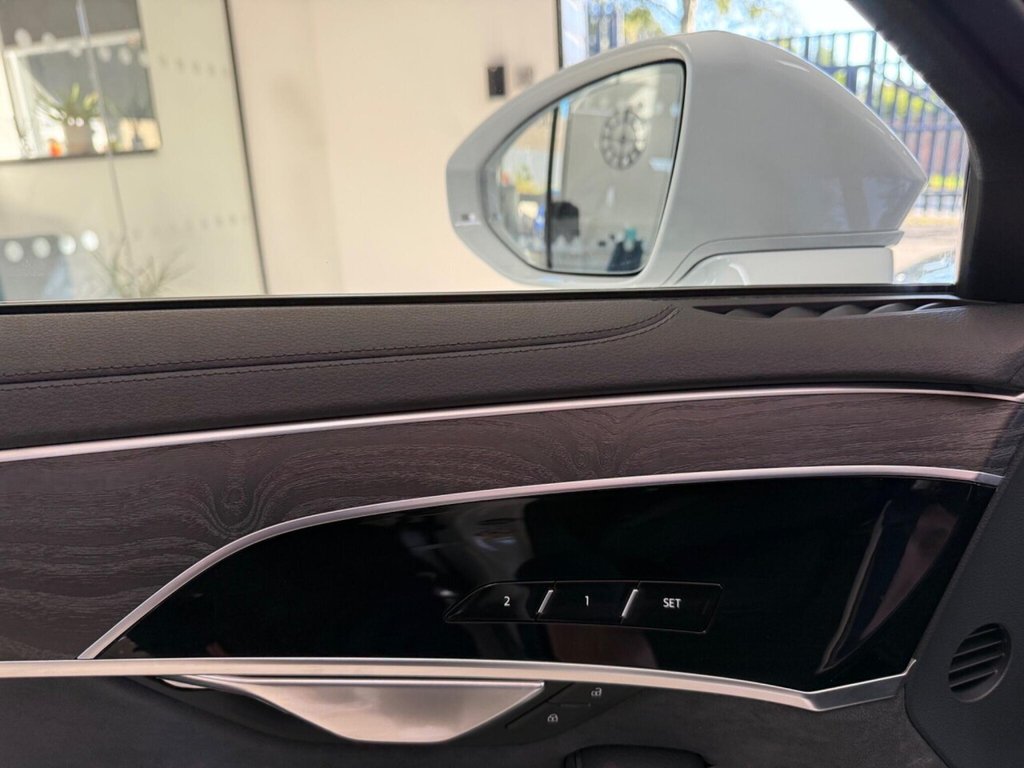 Used Audi A8 2023 for sale - 76010156: Photo 50