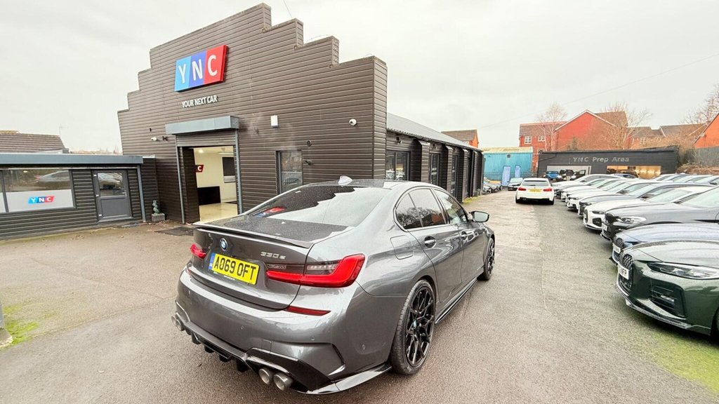 Used BMW 3 Series 2019 for sale - 77172366: Photo 1