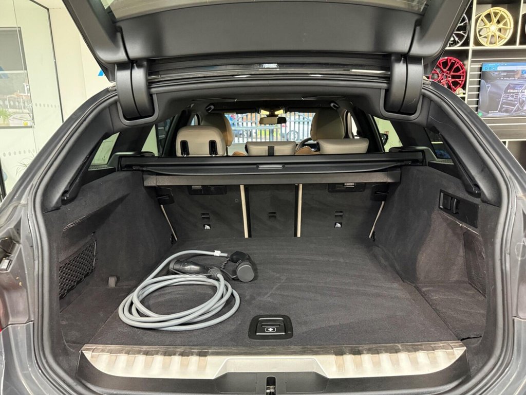 Used BMW 3 Series 2022 for sale - 77422332: Photo 41