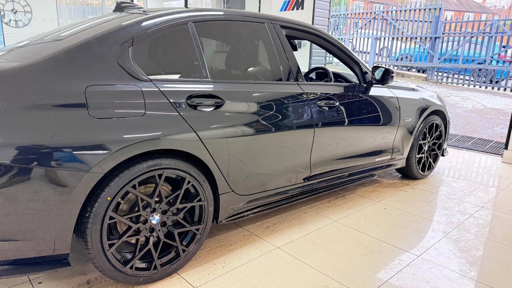 Used BMW 3 Series 2021 for sale - 77122153: Photo 11