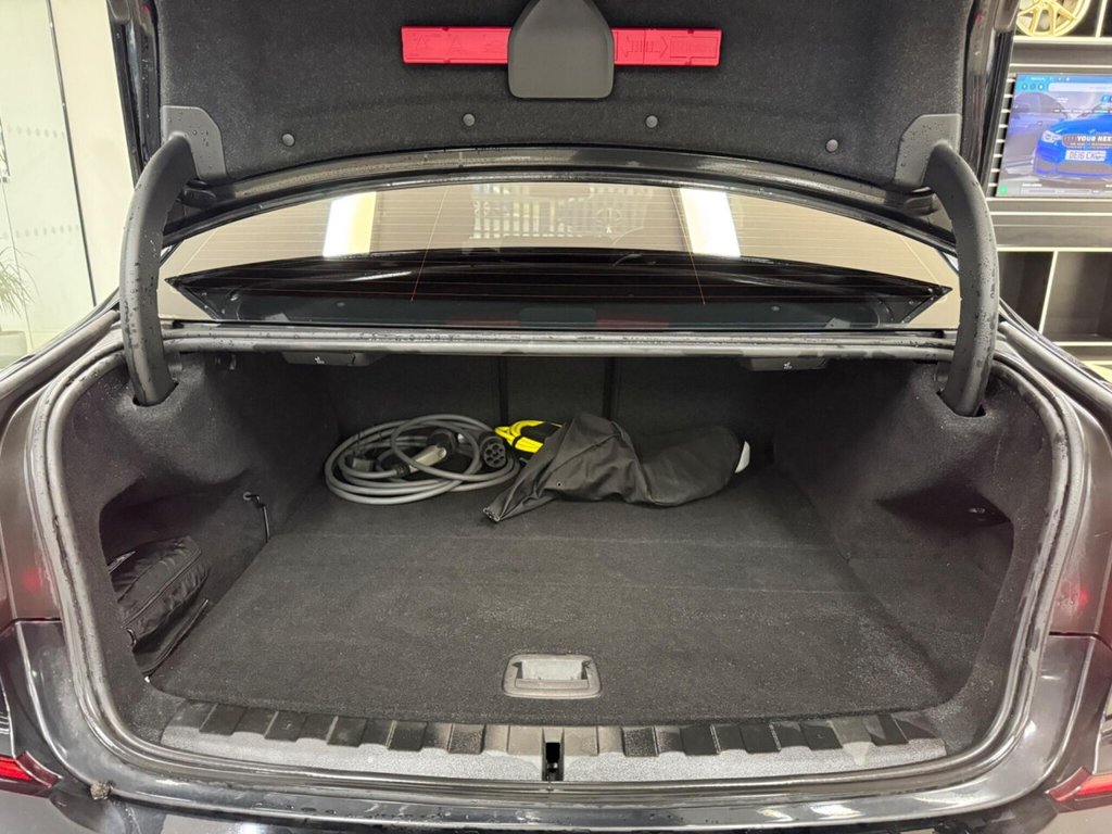 Used BMW 3 Series 2021 for sale - 77122153: Photo 30