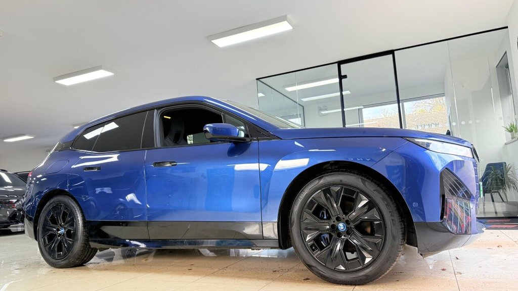 Used BMW iX 2022 for sale - 76617715: Photo 12