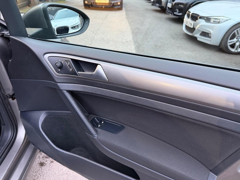 Used Volkswagen Golf 2013 for sale - 77072782: Photo 9