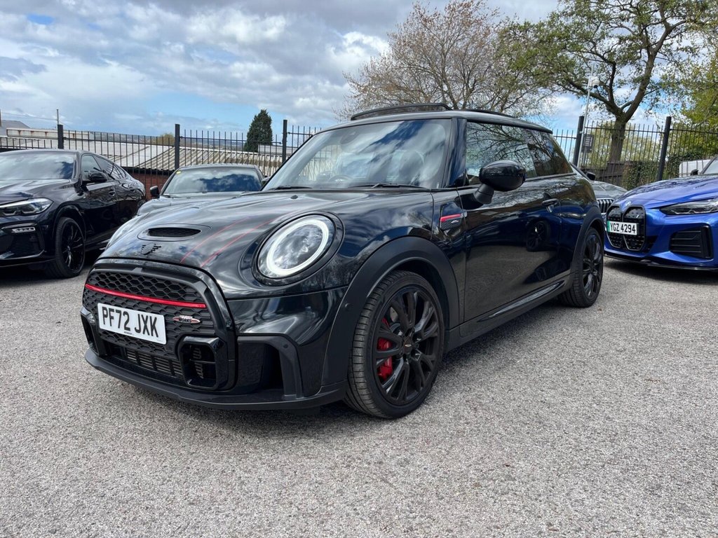 Used MINI Hatch 2023 for sale - 78212638: Photo 2