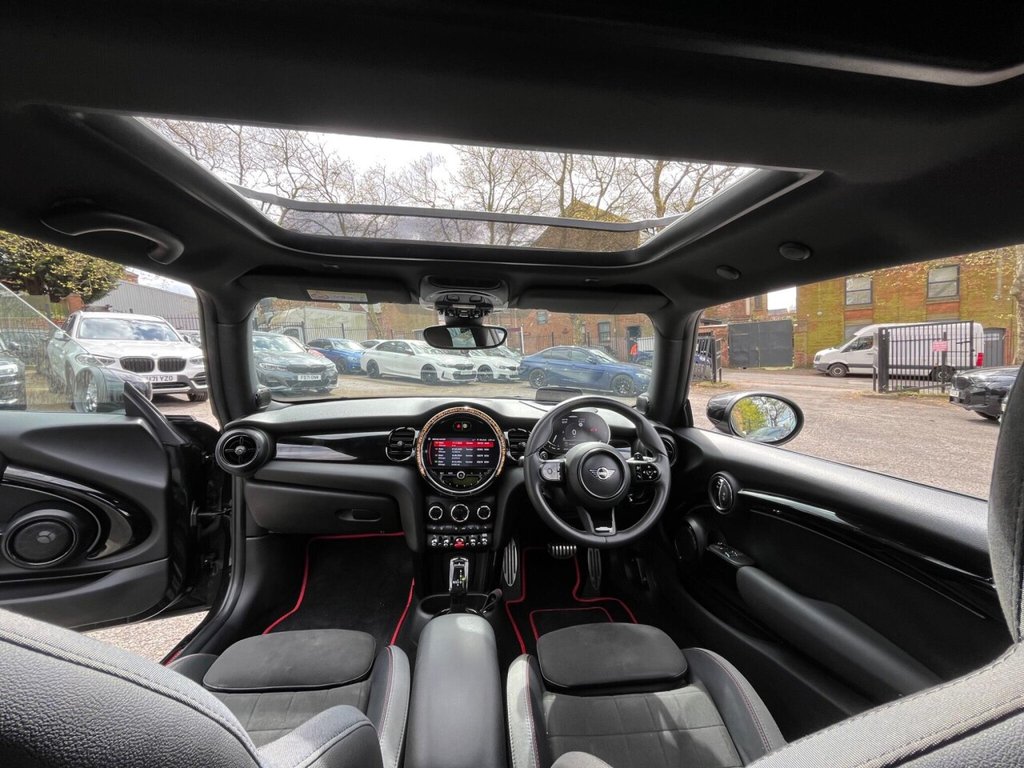 Used MINI Hatch 2023 for sale - 78212638: Photo 8