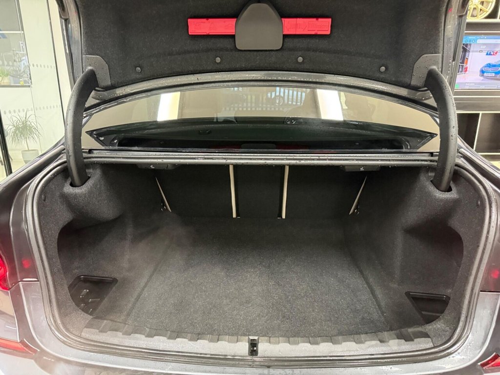 Used BMW 3 Series 2020 for sale - 77139959: Photo 38