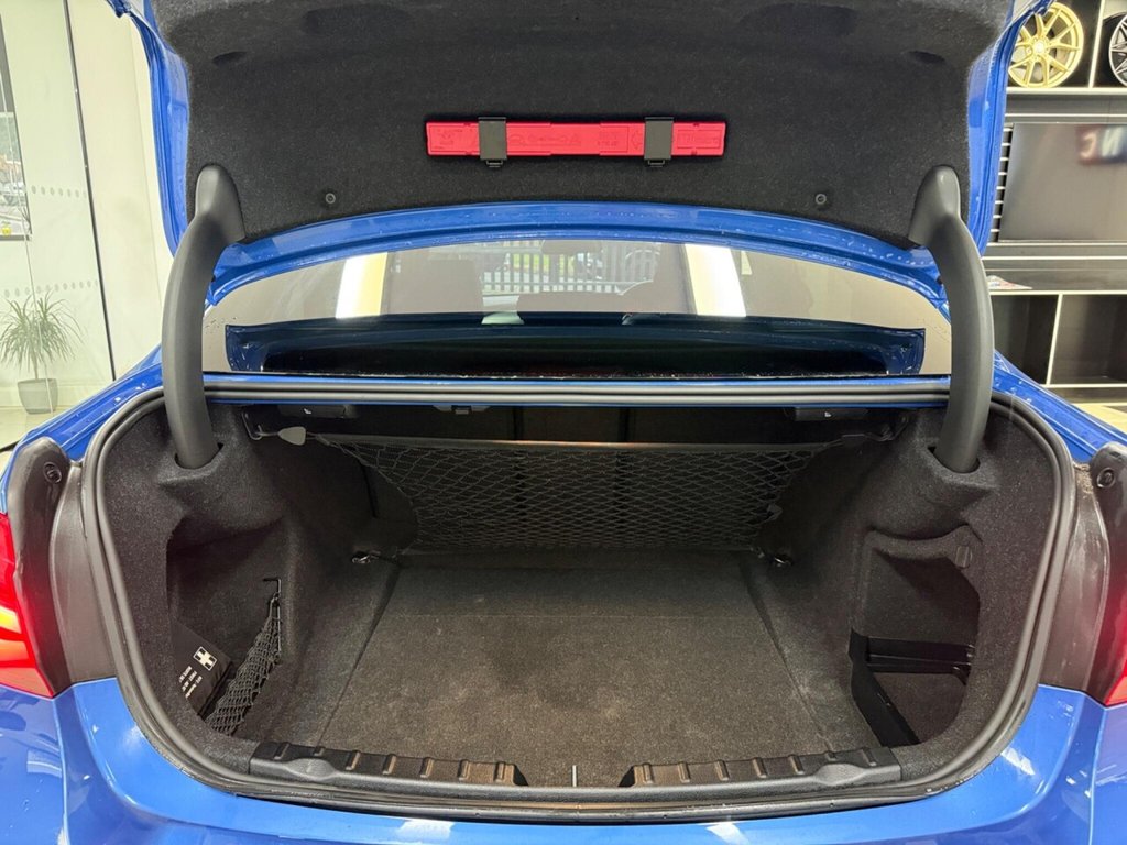 Used BMW 3 Series 2018 for sale - 77031084: Photo 29