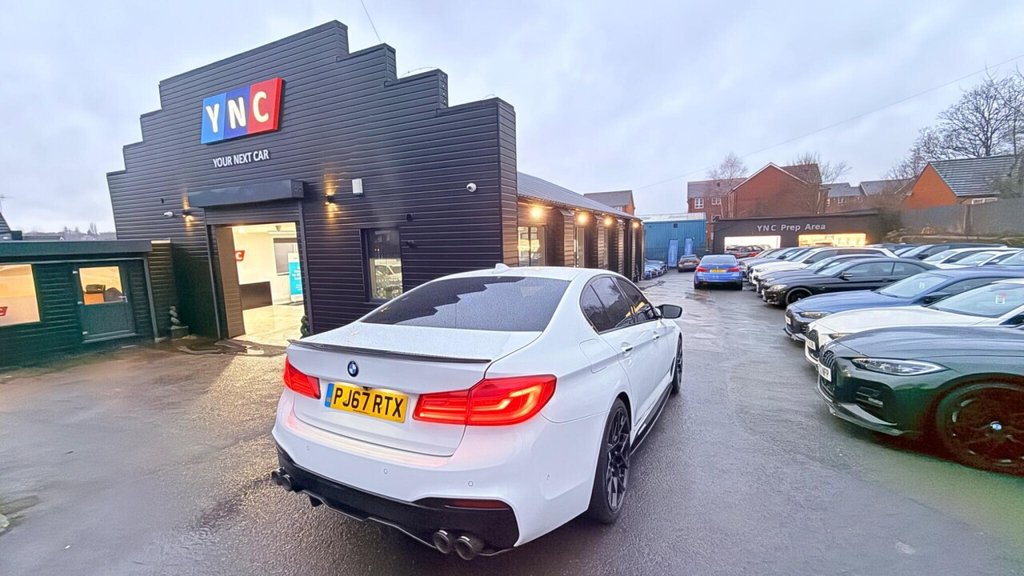 Used BMW 5 Series 2017 for sale - 76986105: Photo 1