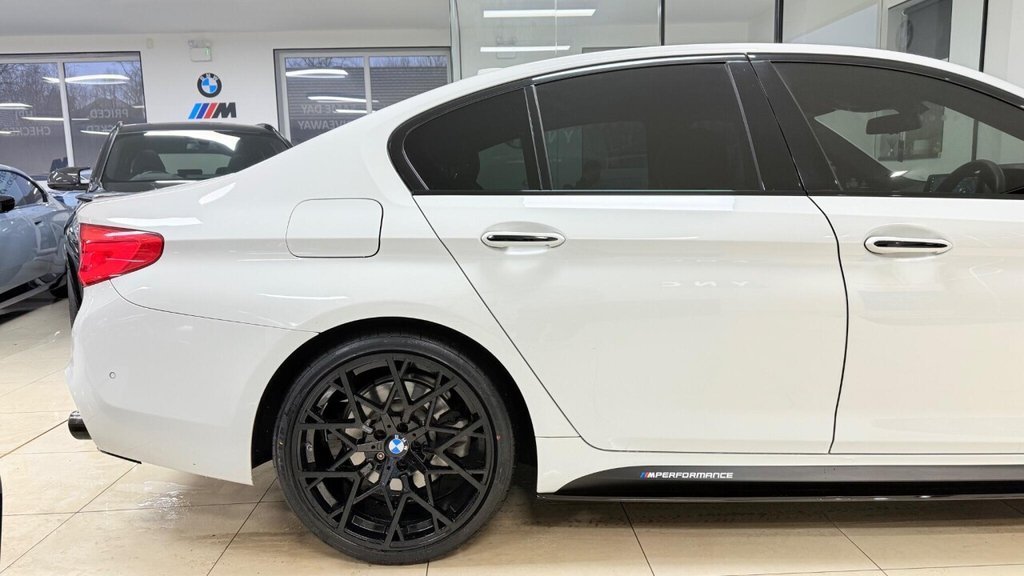 Used BMW 5 Series 2017 for sale - 76986105: Photo 44