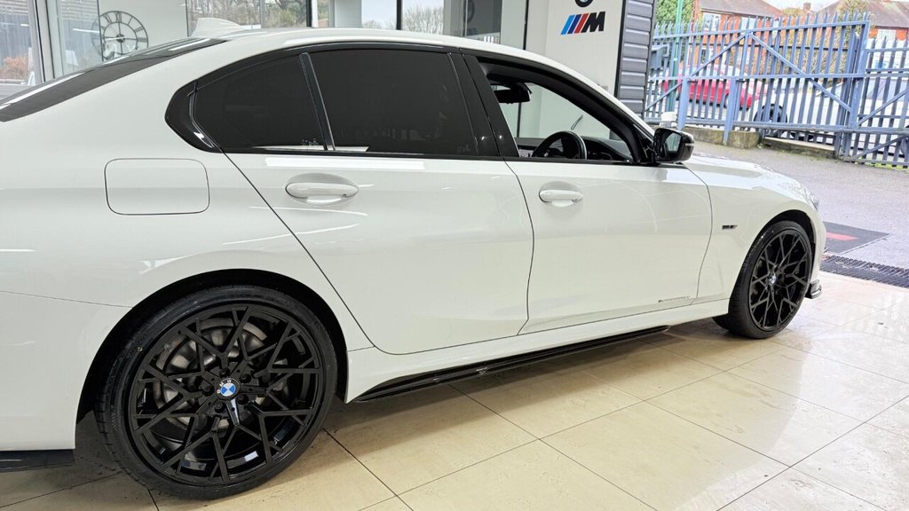 Used BMW 3 Series 2021 for sale - 76962451: Photo 15