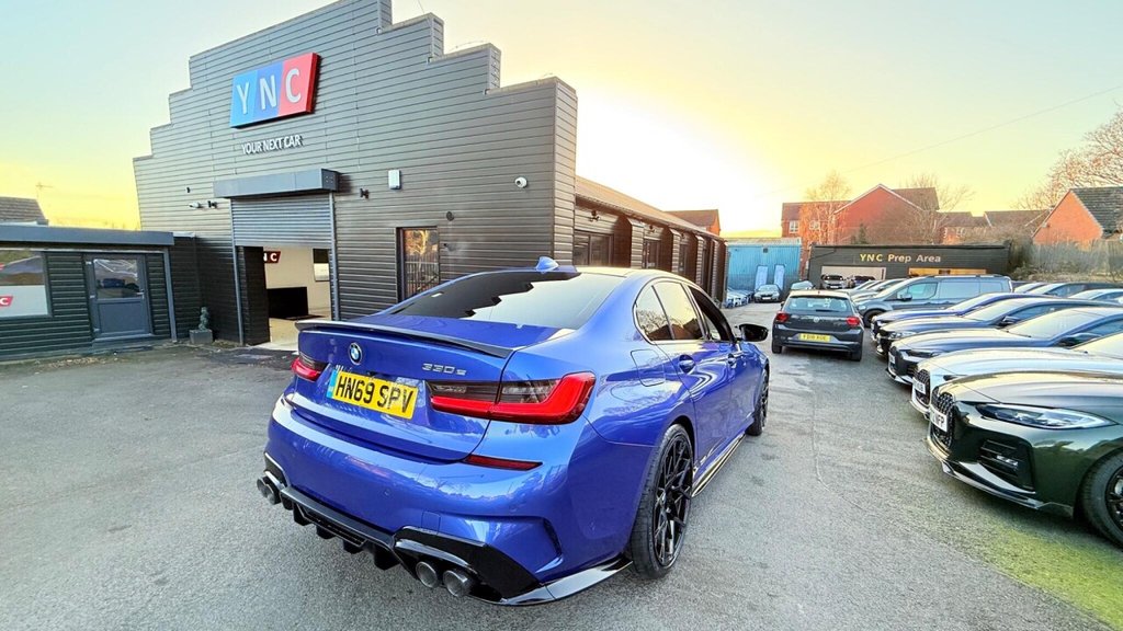 Used BMW 3 Series 2019 for sale - 76900818: Photo 1