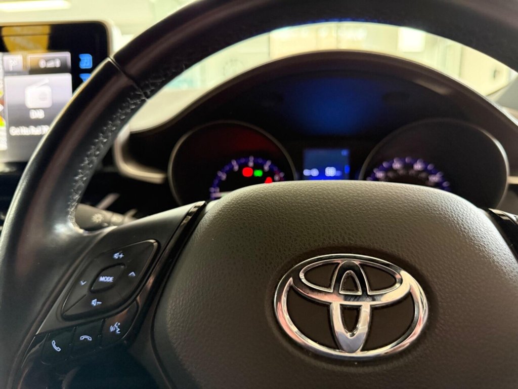Used Toyota C-HR 2018 for sale - 77991284: Photo 17
