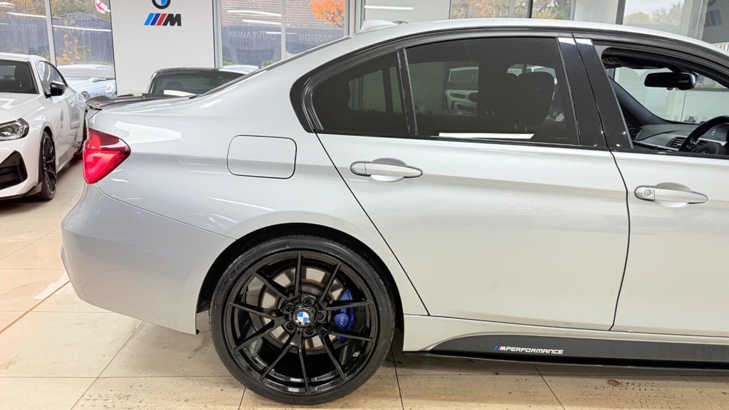 Used BMW 3 Series 2018 for sale - 76482042: Photo 41