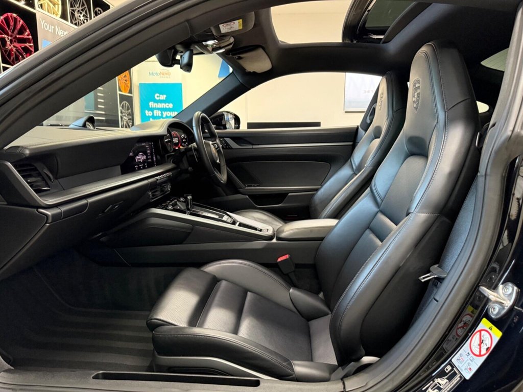 Used Porsche 911 2020 for sale - 76385882: Photo 21