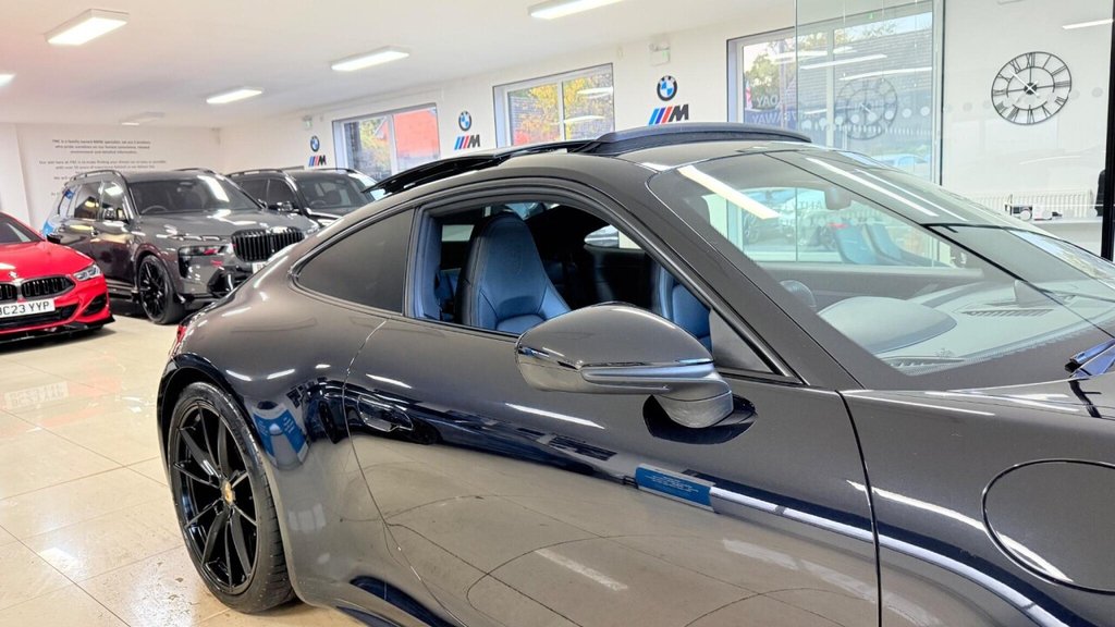 Used Porsche 911 2020 for sale - 76385882: Photo 32