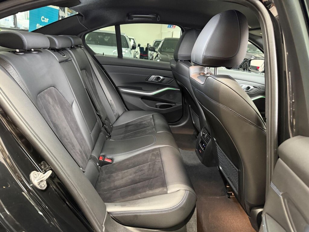 Used BMW 3 Series 2023 for sale - 77821179: Photo 32