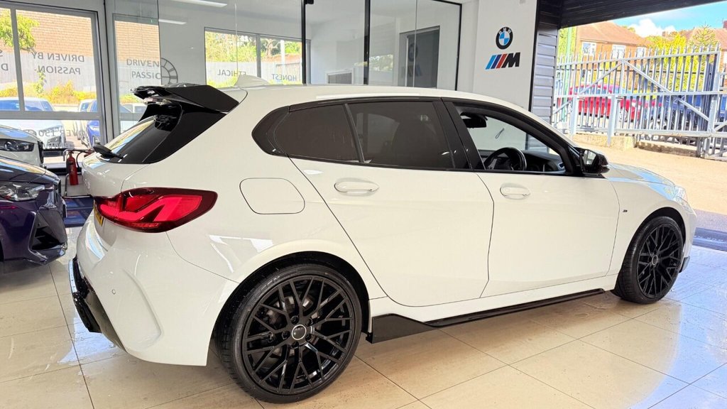 Used BMW 1 Series 2023 for sale - 76039120: Photo 8