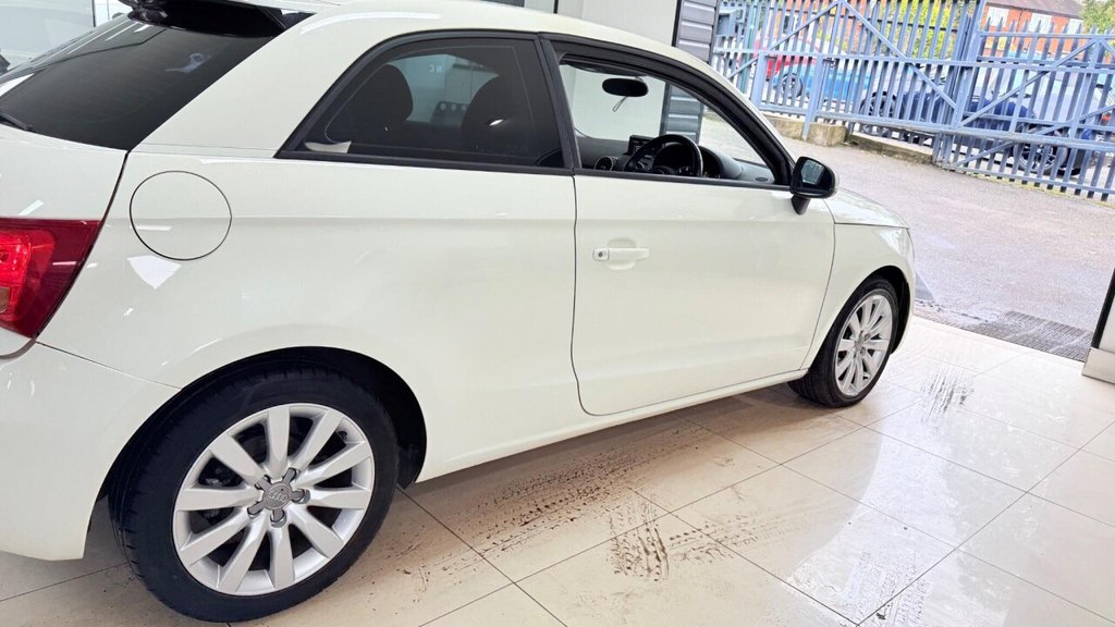 Used Audi A1 2014 for sale - 76333875: Photo 9