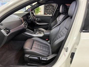 Used BMW 3 Series 2021 for sale - 77806692: Photo