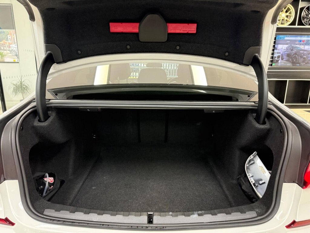 Used BMW 3 Series 2021 for sale - 77369726: Photo 31