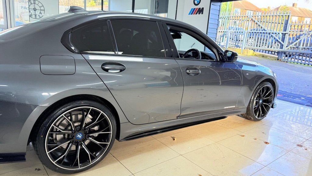 Used BMW 3 Series 2021 for sale - 76901089: Photo 13