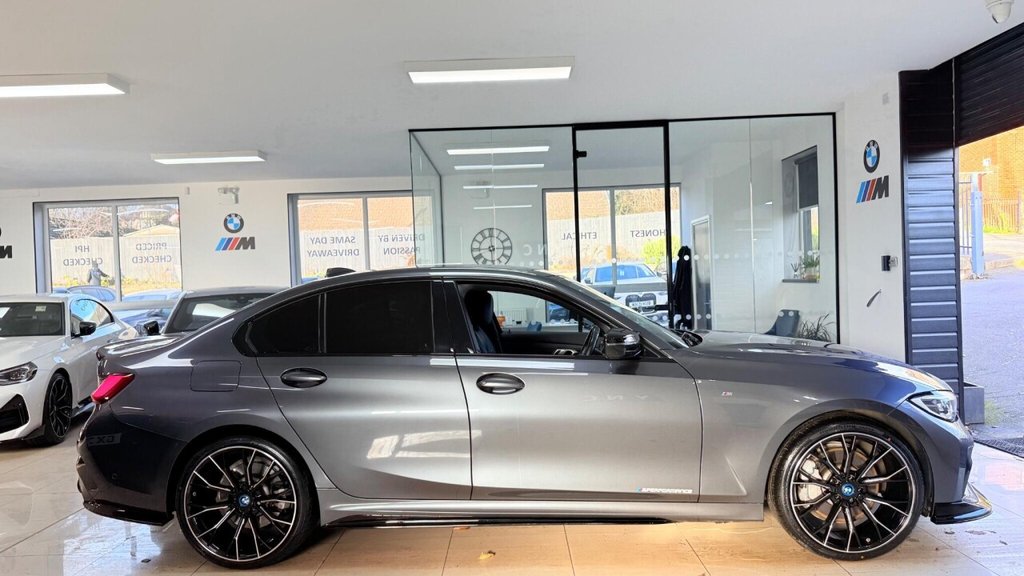Used BMW 3 Series 2021 for sale - 76901089: Photo 41